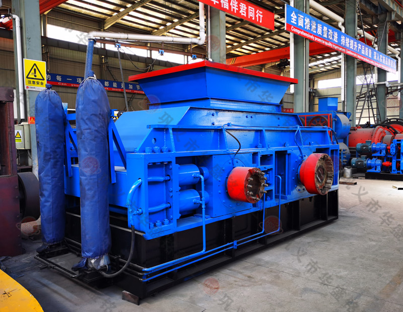 碳素對輥破碎機(jī)發(fā)展方向，價(jià)格影響因素